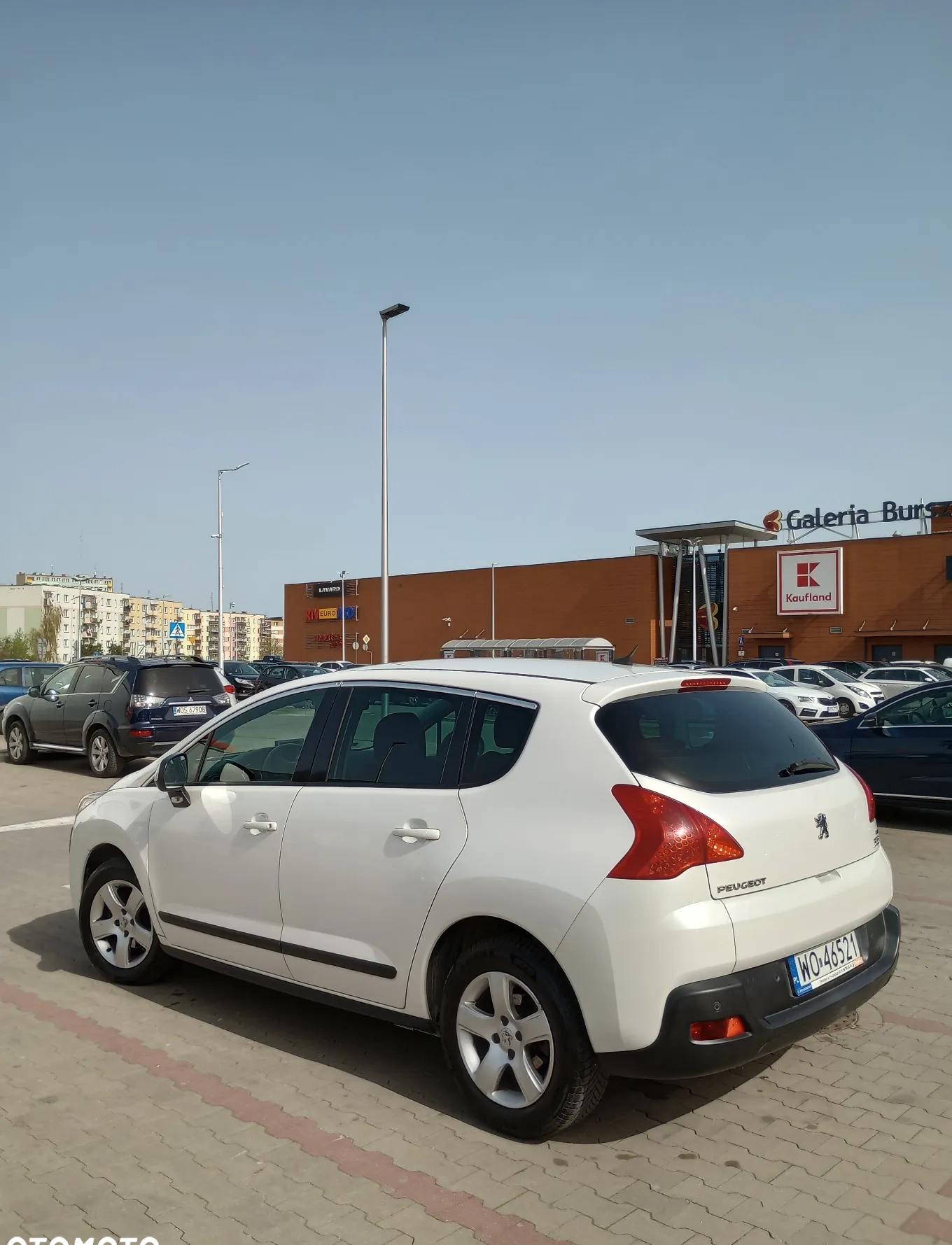 Peugeot 3008 cena 26900 przebieg: 182000, rok produkcji 2013 z Ostrołęka małe 67